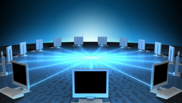 計(jì)算機(jī)科學(xué)與技術(shù)專業(yè) 核心課程與技術(shù)開發(fā)聚焦